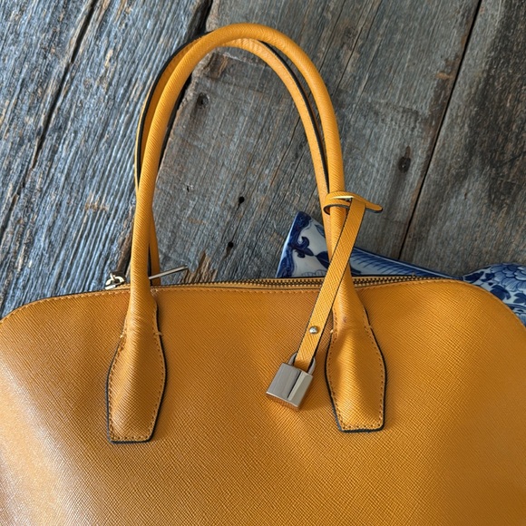 H & M Crosshatch Vegan Leather Handle Bag with Straps - Picture 3 of 10